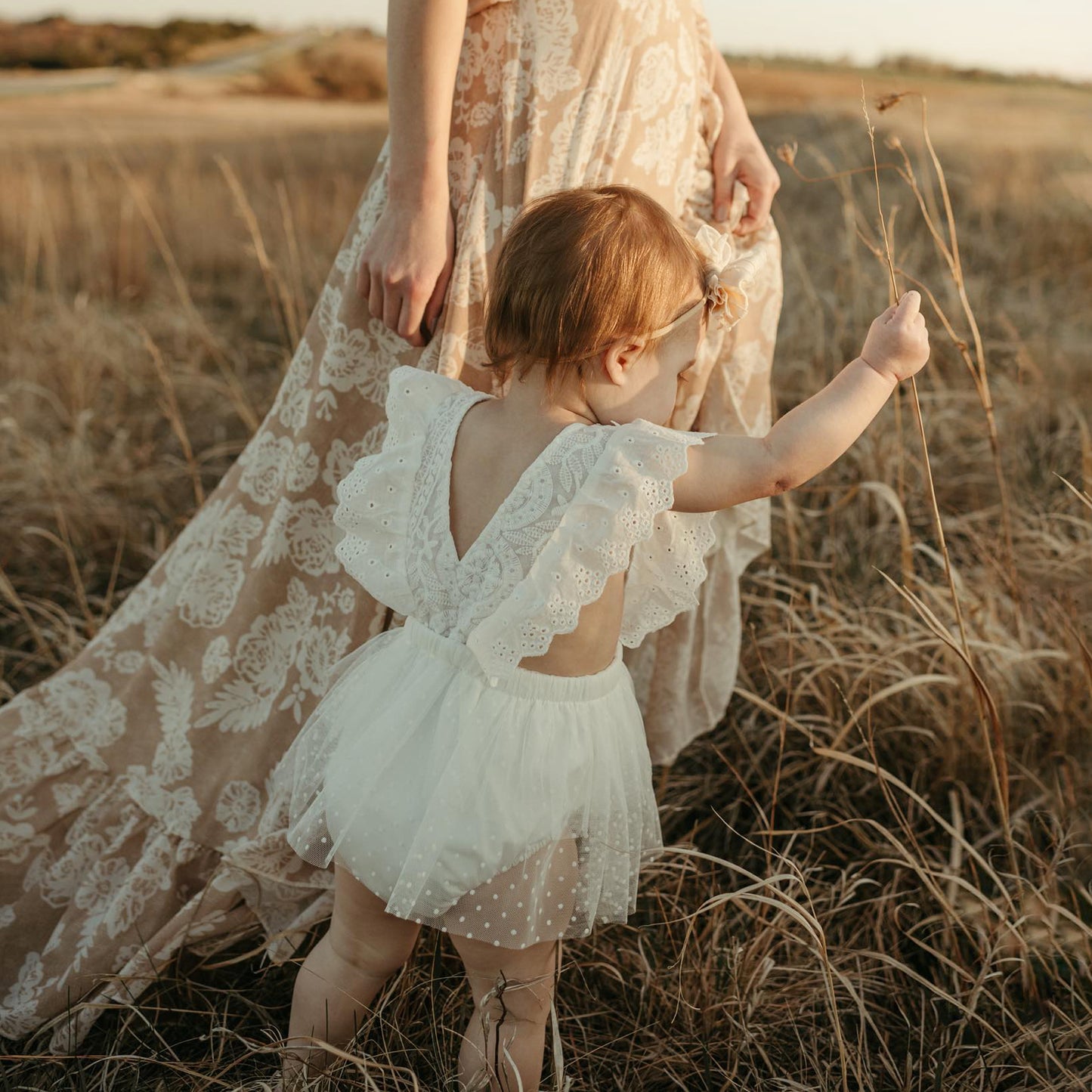 Tulle outfit for summer walks and parties.