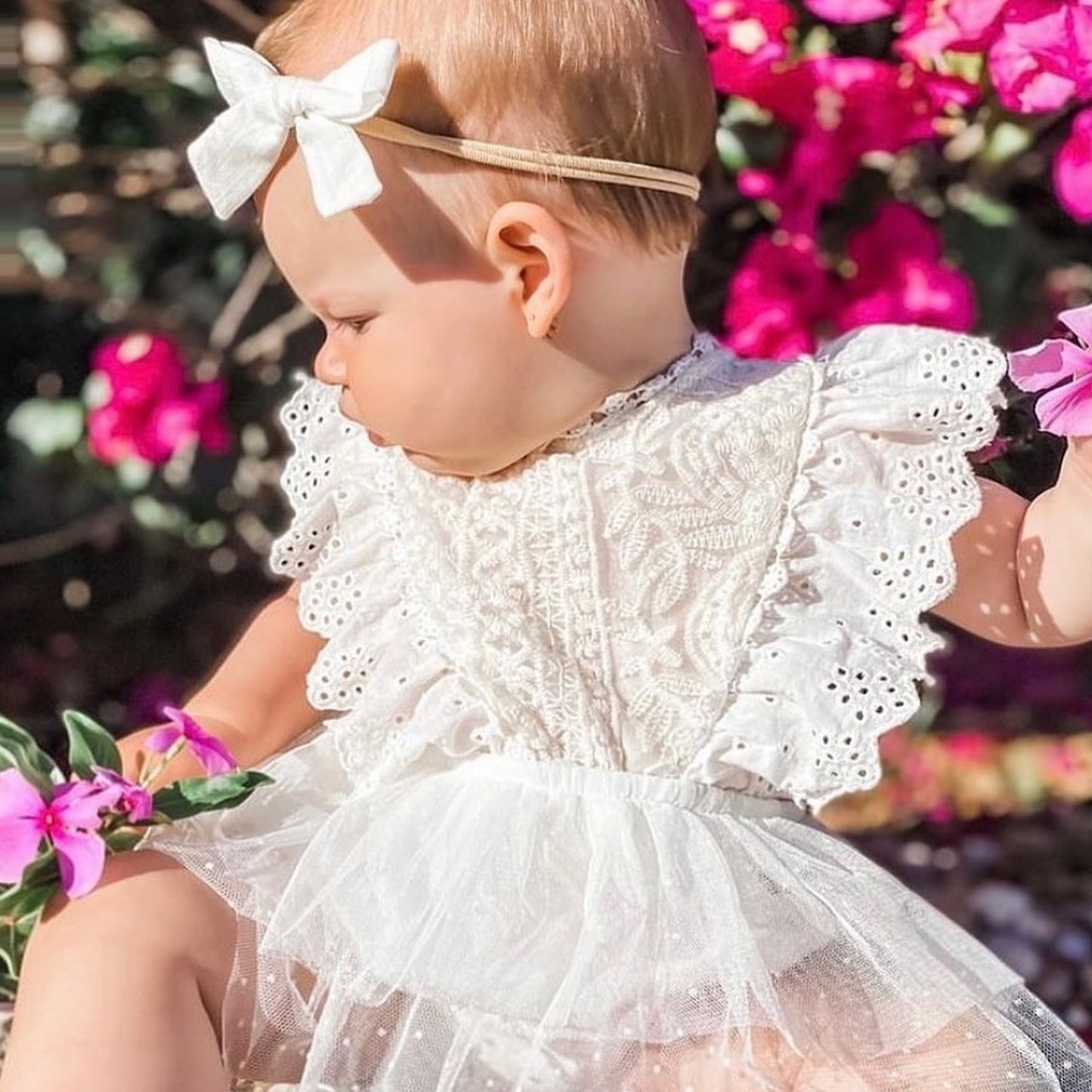 Cute lace outfit for a Newborn Photoshoot. White Lace Smash Cake Outfit Girl, Boho Baby Romper Dress Tulle for First Birthday