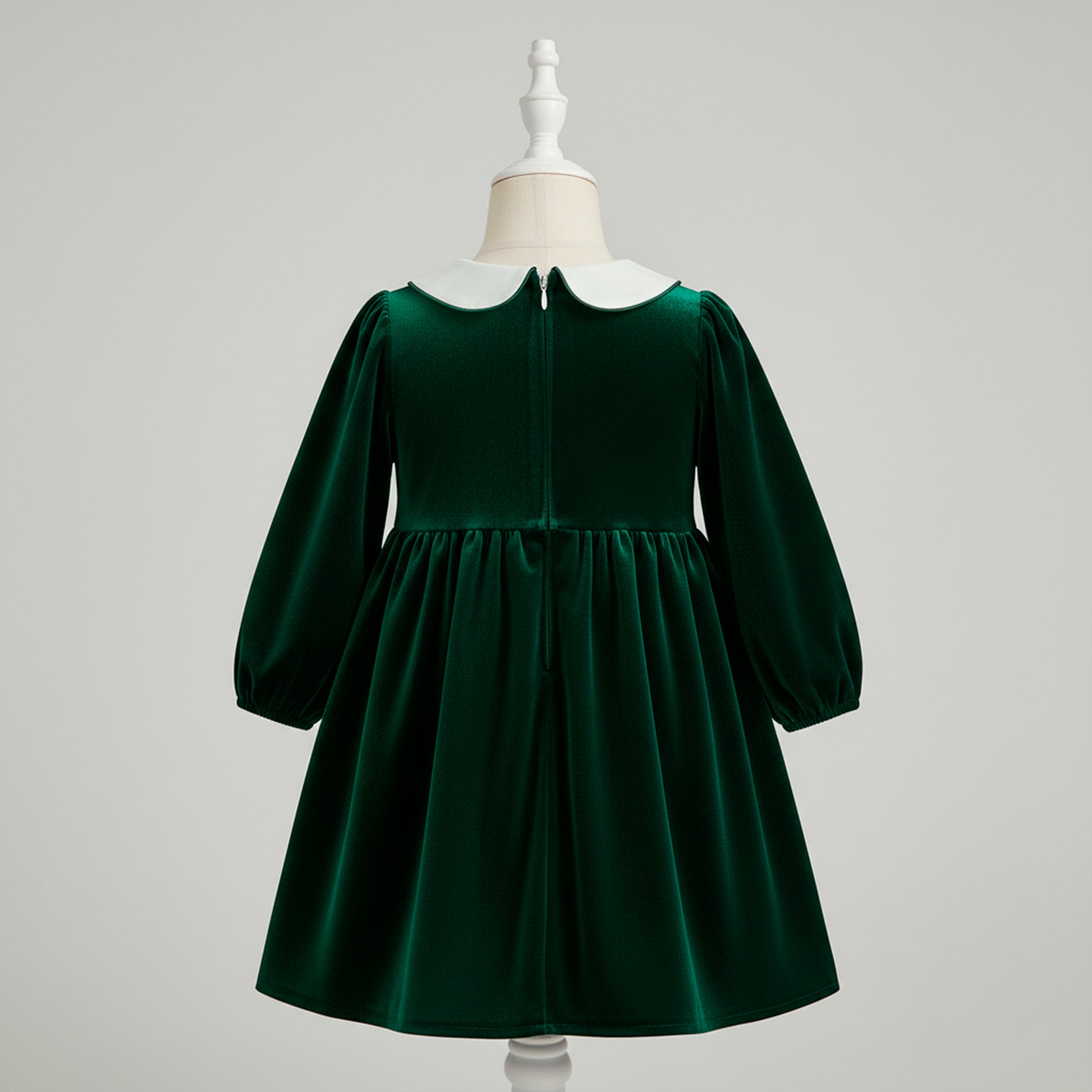 Christmas Girls Dress: Emerald Green Velvet Smocked Retro Dress with Embroidery for Toddler Girl, Winter Xmas Holiday Outfit