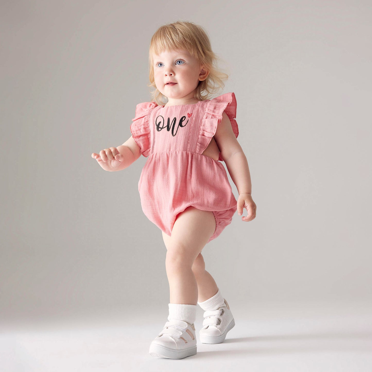 Personalized Baby Girl Bubble Romper with Custom Embroidery for ONE Birthday Cake Smash Outfit Girl, Summer Cotton Muslin Pink Playsuit