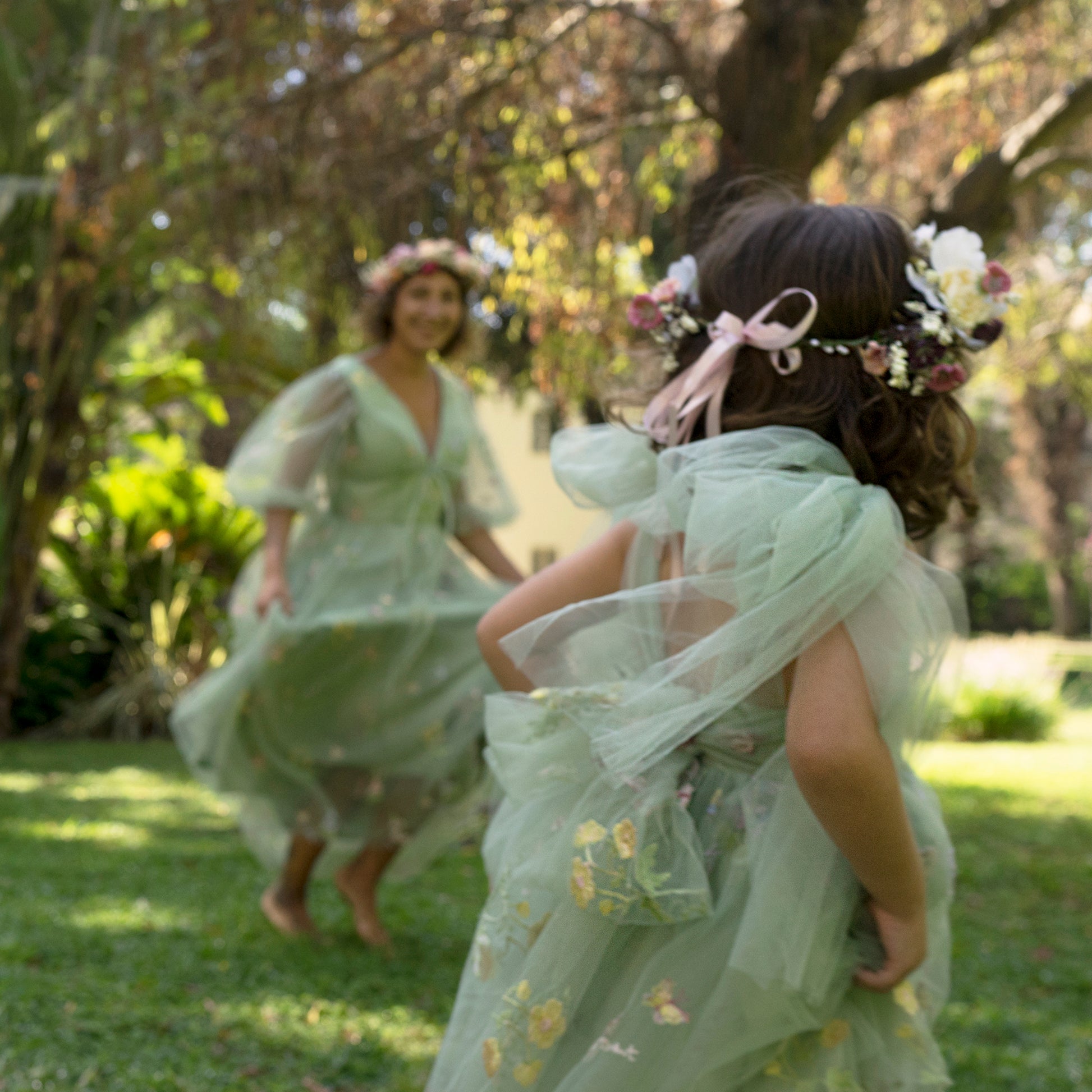 Sage Green Wedding Outfit for Mom and Daughter, Matching Tulle Dresses AmimamiDoll Sage Green Wedding Outfit for Mom and Daughter, Matching Tulle Dresses AmimamiDoll