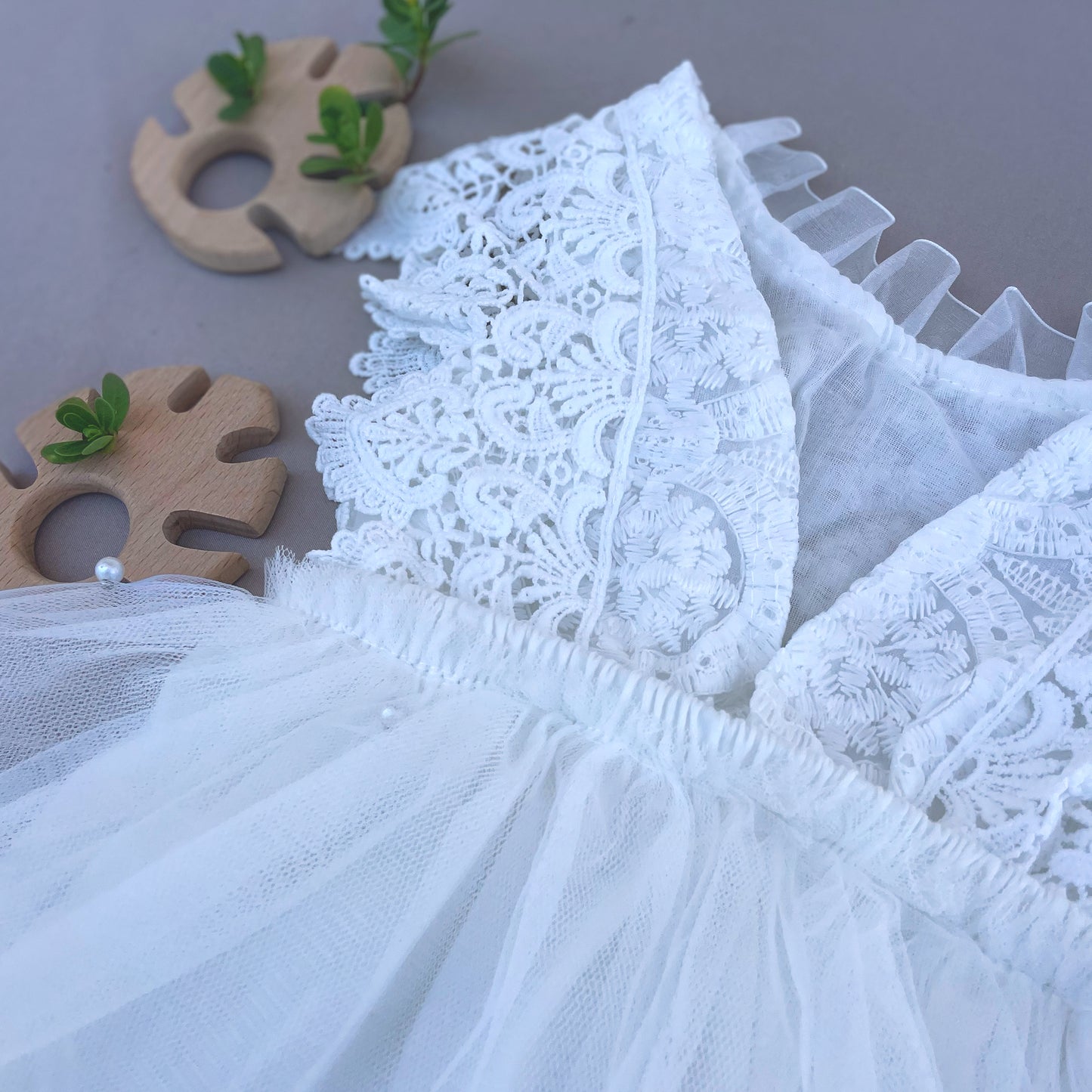 Flower girl white lace dress.