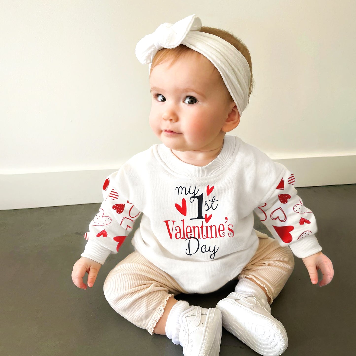 Baby Girls 1st Valentine's Day Romper Long Sleeve, White Sweatshirt Letter Heart Print